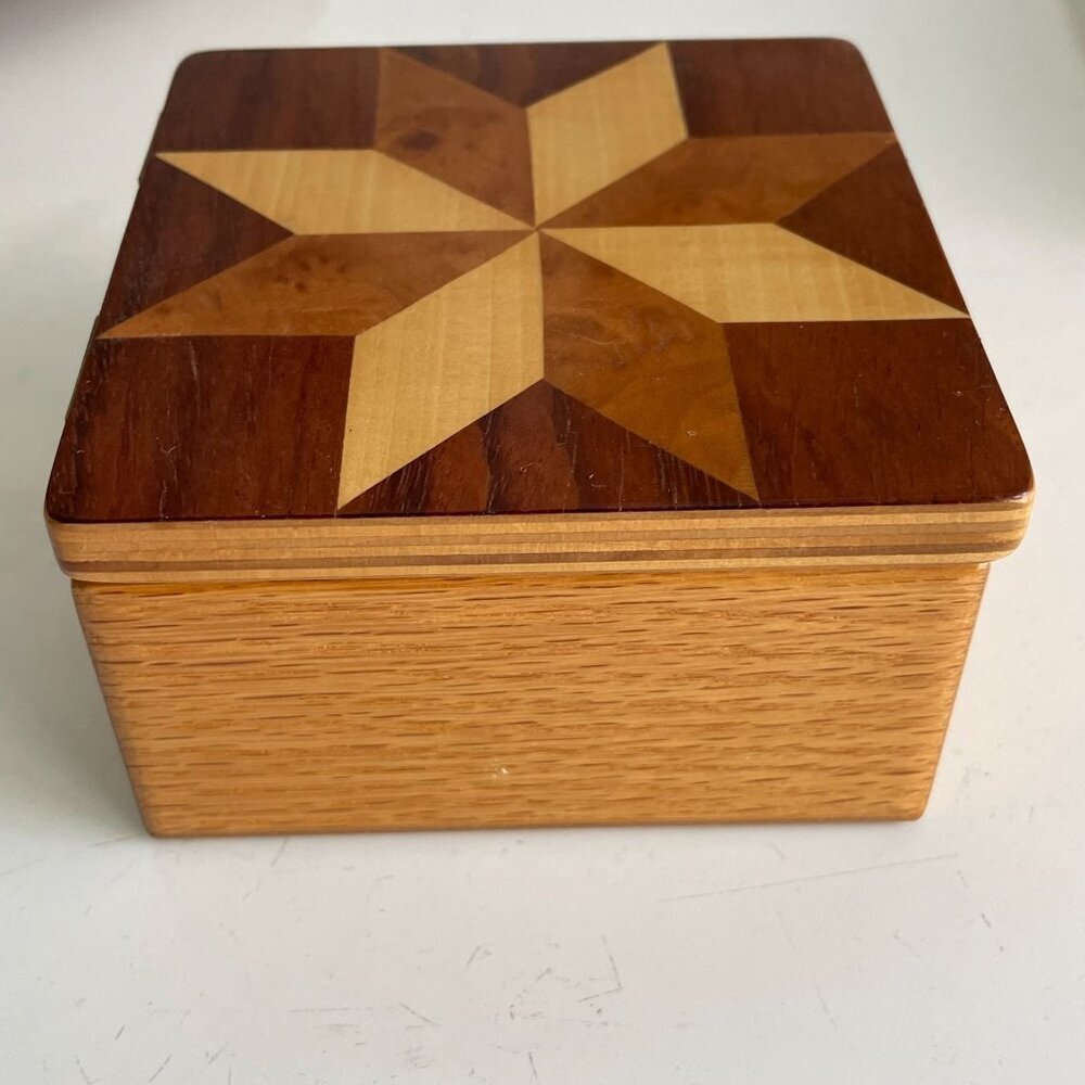 Wooden Jewelry Box Inlay Star Design Hinged Lid Keepsake Quilt Marquetry Vintage
